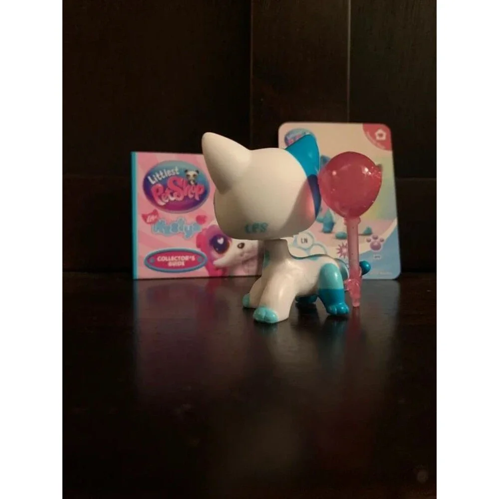 Littlest pet shop LPS like Nastya blind box gen 7 blue shorthair cat